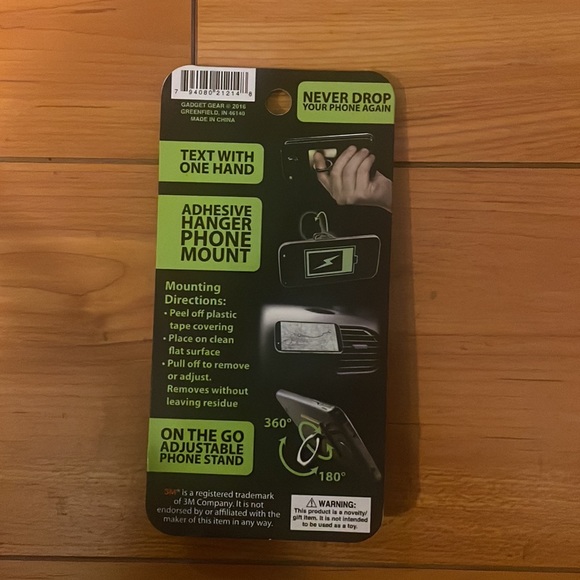 NWT White & Silver Square RING phone holder - Picture 2 of 2